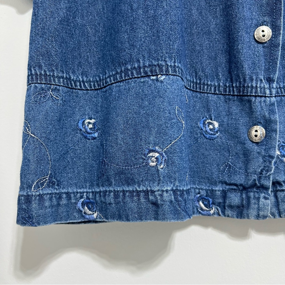 Vintage Excitation Denim Button Front Floral Embroidered Shirt - Picture 4 of 6